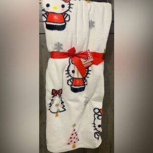 New Santa Hello Kitty & Trees 50" x 70" Faux Rabbit Fur Throw Blanket With Tag